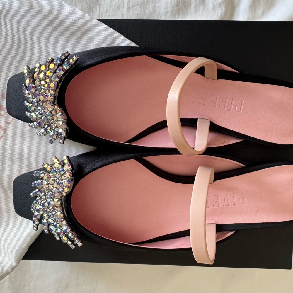 Elegant Black Embellished Women's Shoes